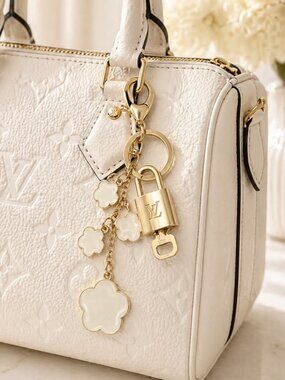 Louis Vuitton Gold Padlock 🔒 Key Set Authentic LV w/ Unbranded Flower Keychain